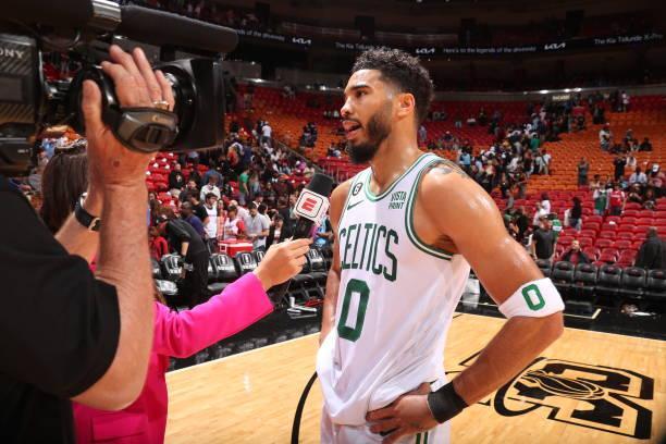 门将送助攻 门将送助攻