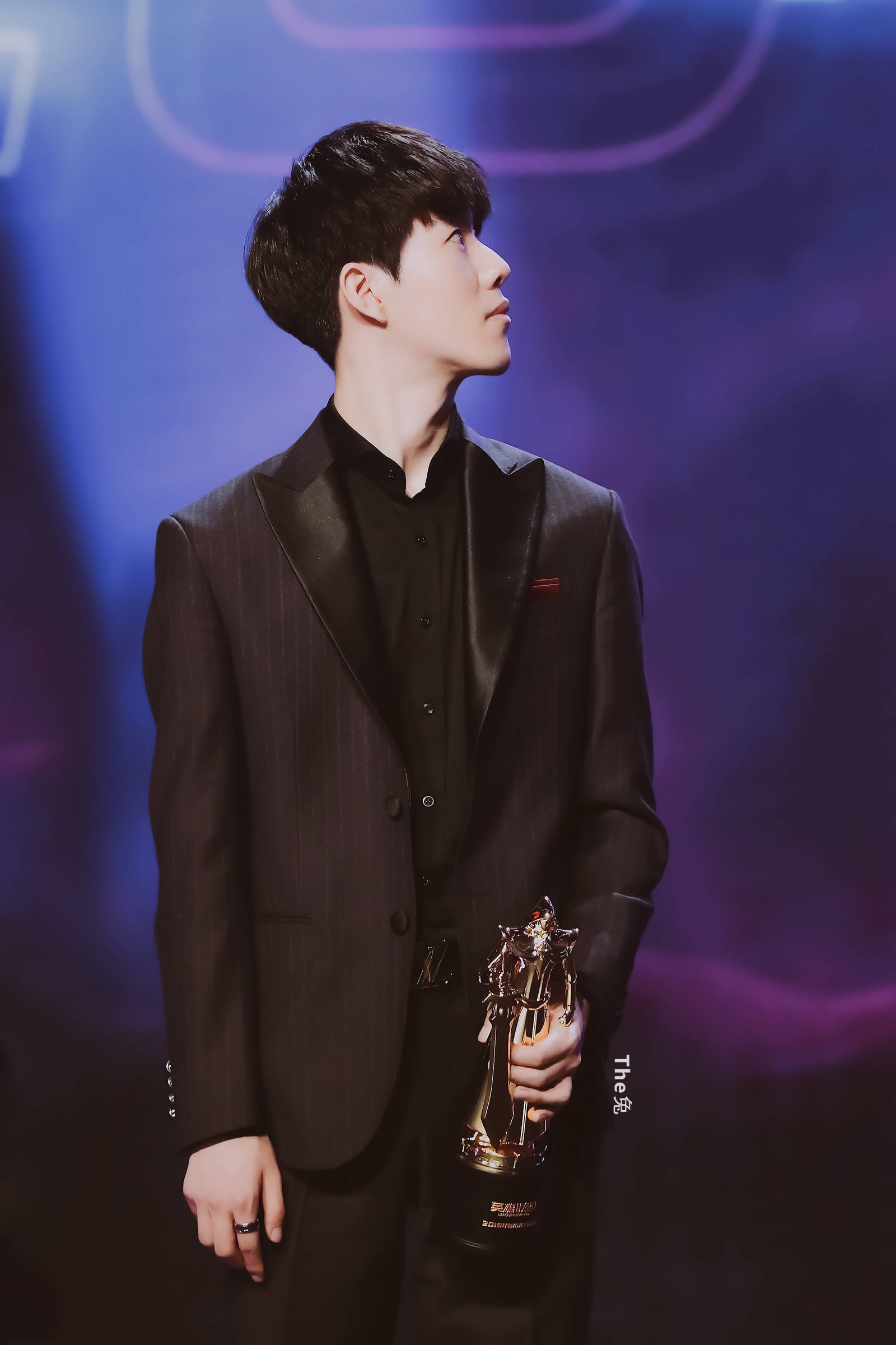 格和技巧深 格和技巧深